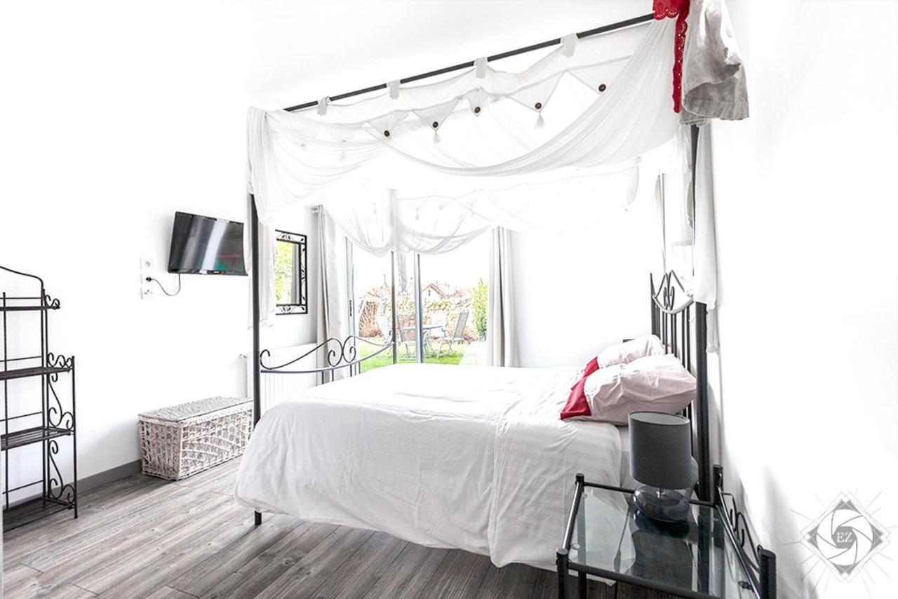 Appartement Lumineux A Voreppe Avec Piscine Exterior foto